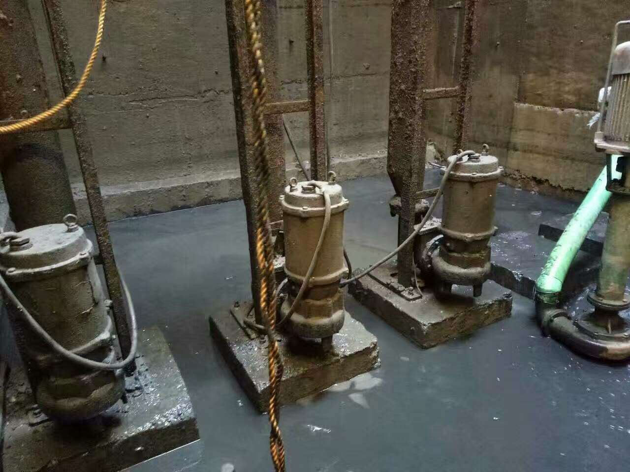 巴楚污水池清理