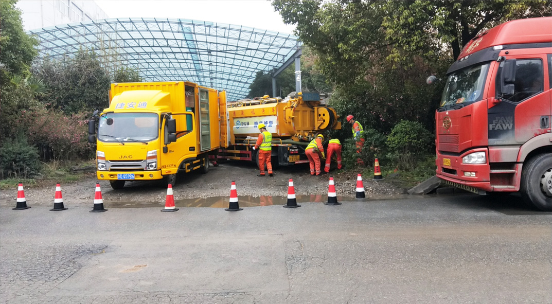 巴楚成区雨污水管网“四位一体”检测疏通项目
